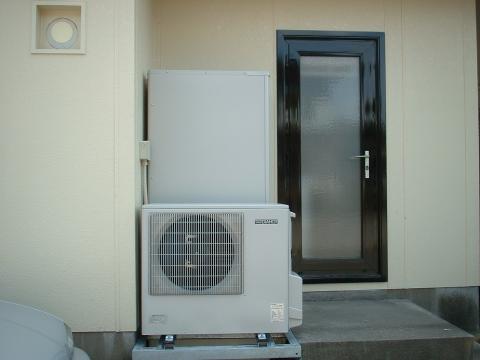 十和田市西地区K様邸エコキュート