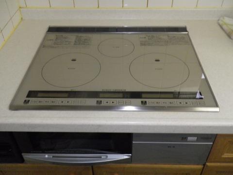 埼玉県さいたま市M様邸《IHクッキングヒーター設置工事》