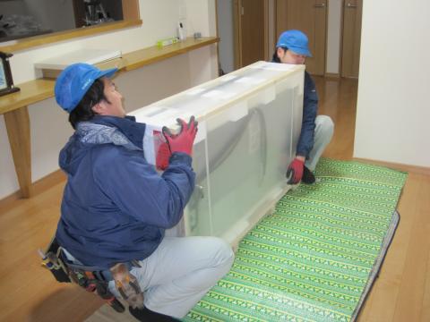 手を挟まないでね！【長野県長野市蓄熱暖房器工事】【長野県長野市電気工事】【長野県長野市オール電化工事】【長野県長野市太陽光発電工事】エコ電化ＪＰ【大光電気商会】