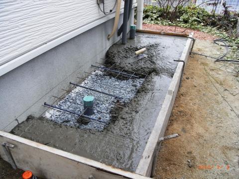 後悔しない、エコキュートの基礎工事｜福岡県糸島市K様邸