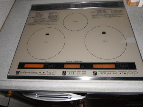 埼玉県三郷市Ｍ様邸《IHクッキングヒーター設置工事》