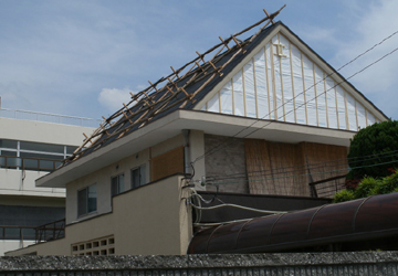 陸屋根から切妻屋根へ大改築！三菱5.4KWシステム　大阪府　道旛様邸