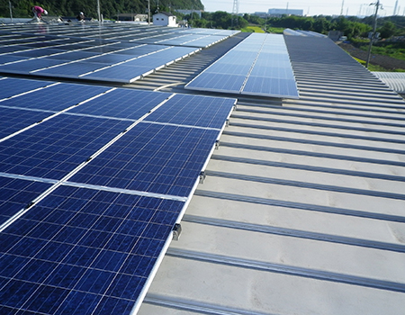 産業用太陽光発電49kW　カナディアンソーラー　日本工科大学　実習棟