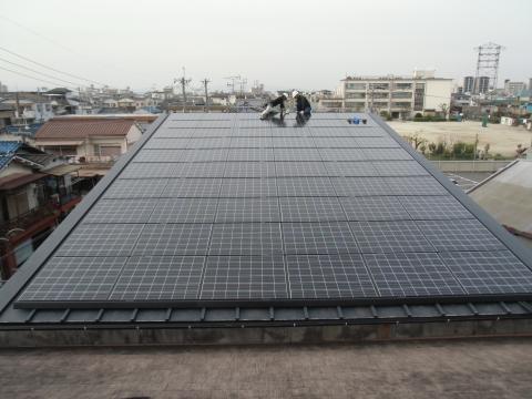 165w×60枚=9.9kw/住宅用・瓦棒屋根【ダイキン・太陽光発電】