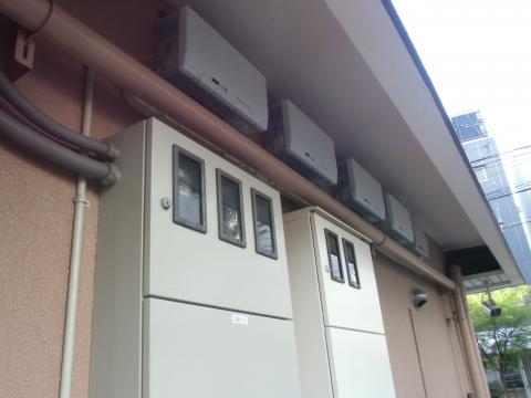 箕面市・Rマンション【太陽光発電:全量買取】基礎アンカー工事