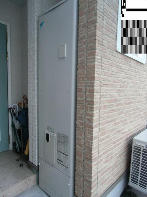 東淀川区端光・Sさま邸宅【ダイキン:エコキュート】設置