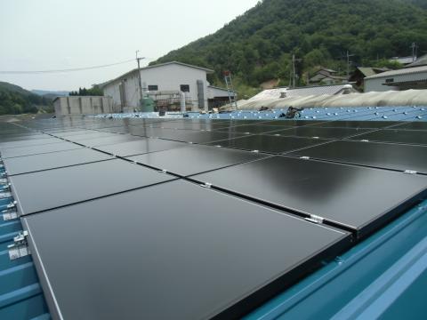 K工業・全量買取【太陽光発電☀30kwシステム】モジュール設置開始