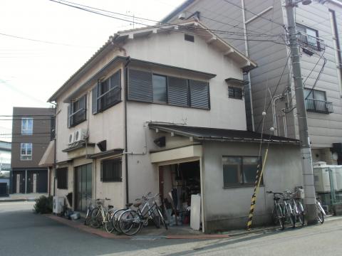 【雨戸&軒屋根】大阪門真市Kさま所有★塗装作業完納済です