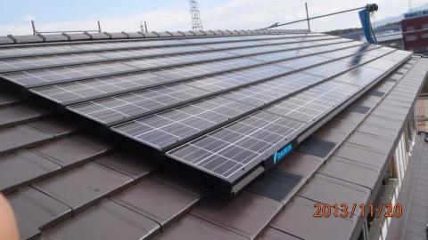 滋賀県草津市・Mさま邸 ご新規【ダイキン:住宅用・太陽光発電×4.8kw】