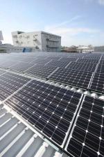 折板屋根への太陽光発電｜福岡市博多区
