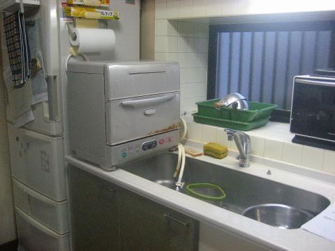 ビルトイン食器洗い乾燥機の工事です！