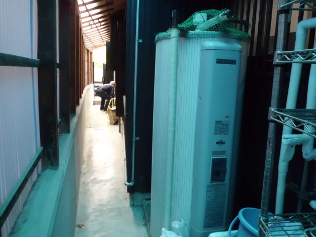 電気温水器⇔エコキュート入れ替え前