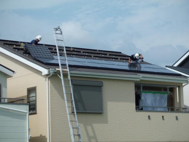 順調にパネル設置