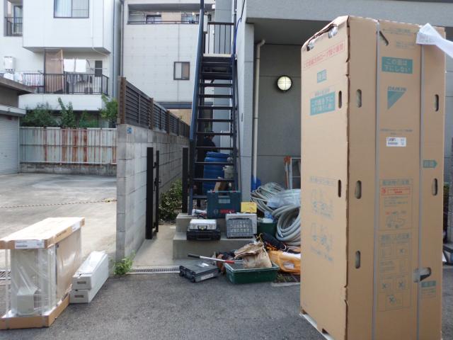 製品一式：機器到着！です