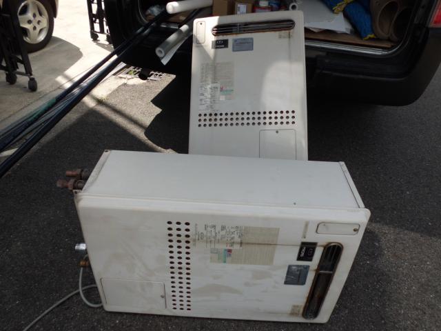 １Ｆ＆２Ｆガス給湯器の撤去：永年・ありがとう♪