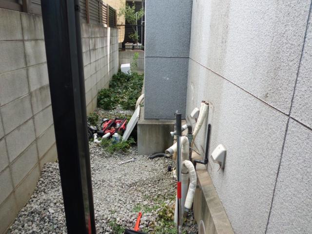 ガス給湯器撤去跡：永年の燃焼！お世話になりました。