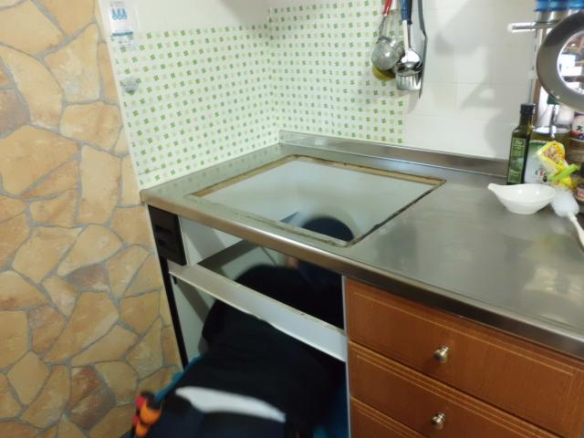 ガスコンロ本体の撤去！