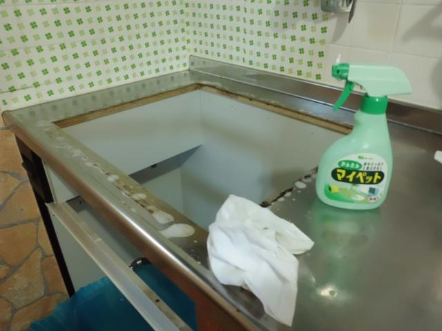 コンロ台の環境美化作業