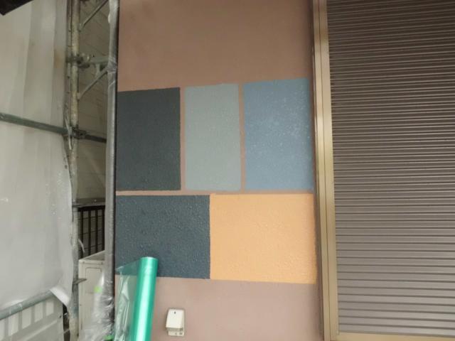 塗装の仮塗装にて