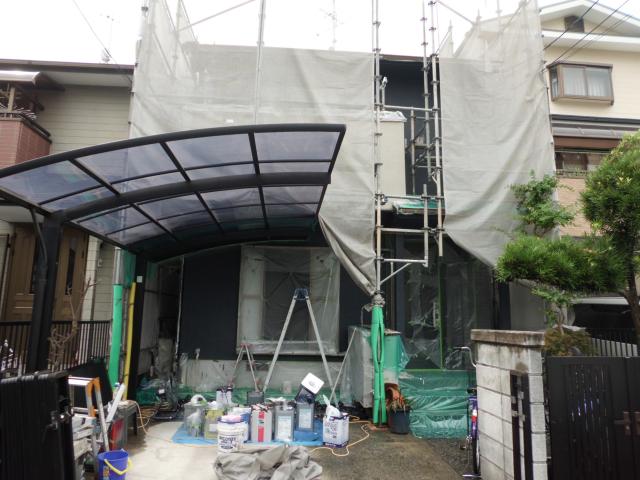外装塗装真っ只中
