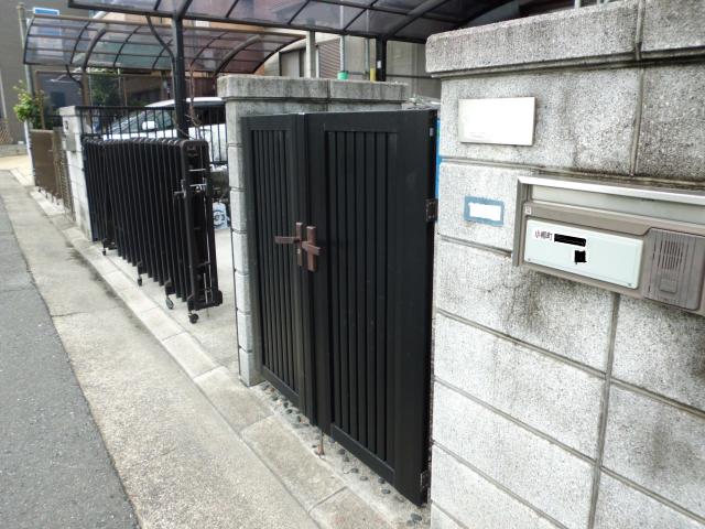 旧・伸縮タイプ：門扉