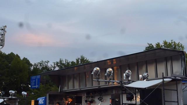 老若男女の開催会場内