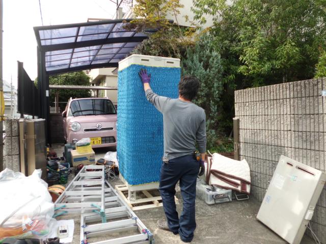 養生対処にて、設置個所へ搬入開始!