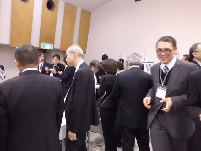 大ホールも満員です