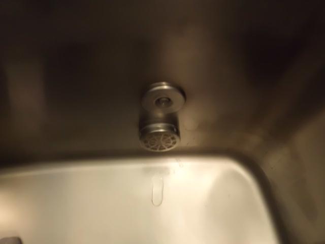 給湯口のアダプター不具合箇所①