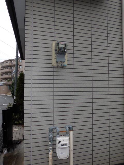 ㊤電気メーター0r㊦ガス検針設置個所