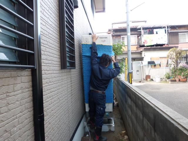 架台への設置は慎重に