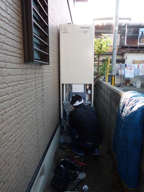 配線工事開始！