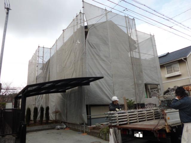 スムーズ過程で養生シート設置終了!