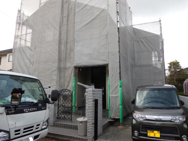 養生シート&足場設置完成!