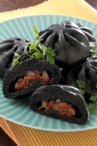 黒肉まん