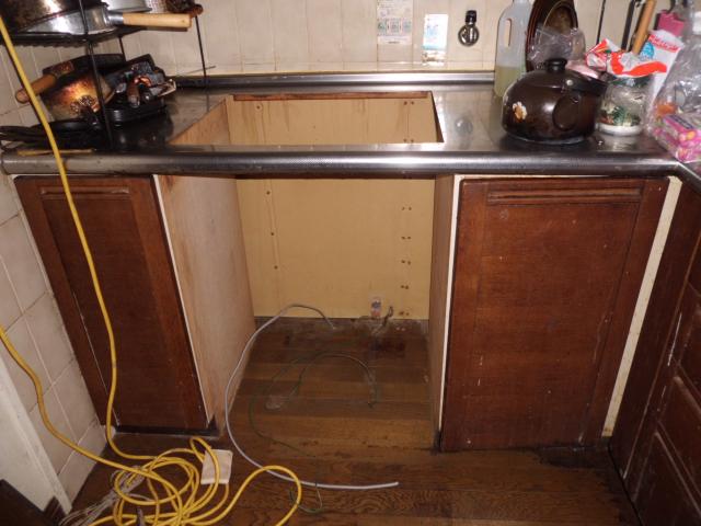 レンジ↓内部床面清掃!