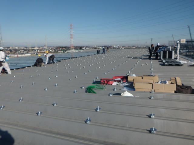 チーム連携で、設置作業!