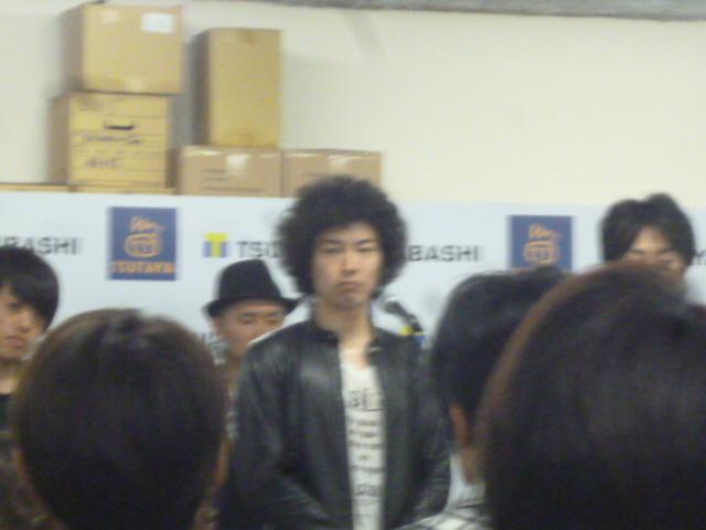 握手会&ポスター(サイン入り)受理!