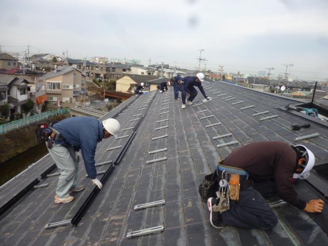 慎重に!!設置作業中