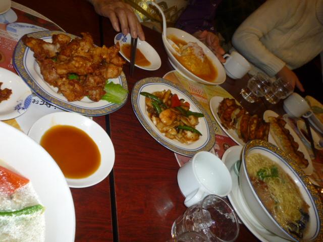 中学生・男子達に好評の中華選択!です。