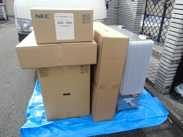 梱包開封の待機