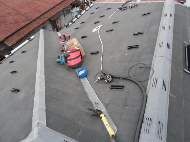 金具設置進行過程