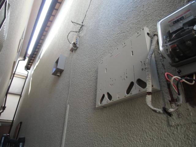 検針箱増設作業