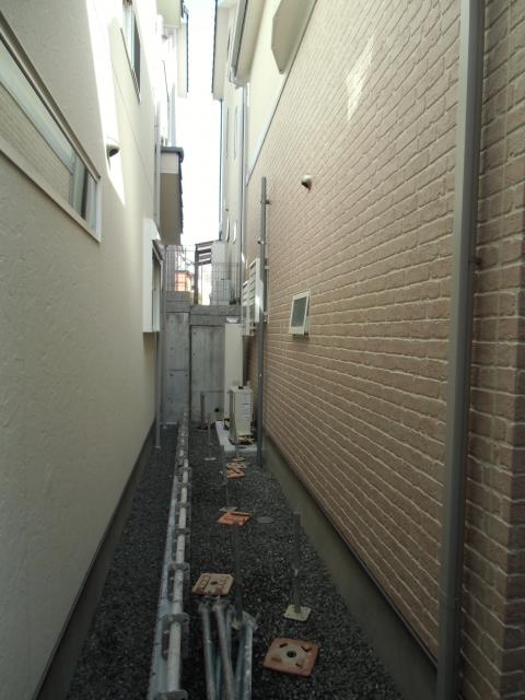 支柱等の配置作業工程