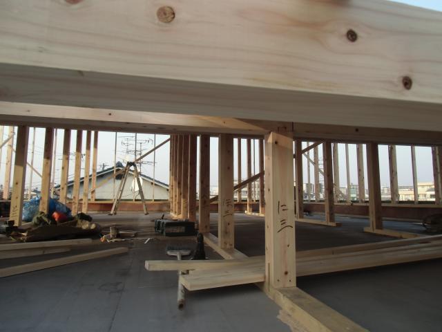 支柱・基礎架台作業