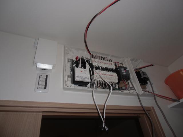 配電盤加工作業