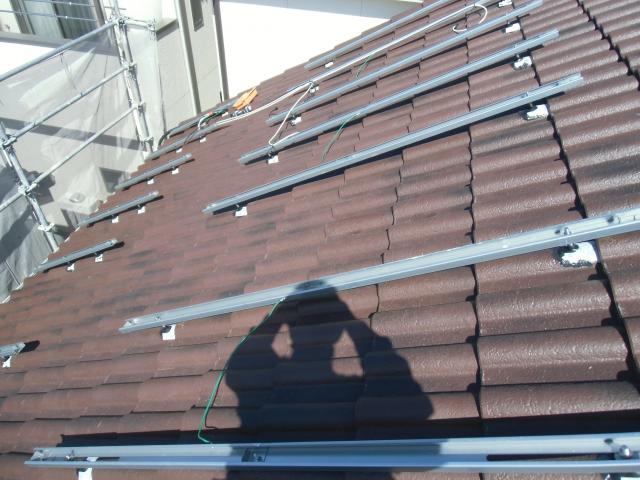 架台の設置作業