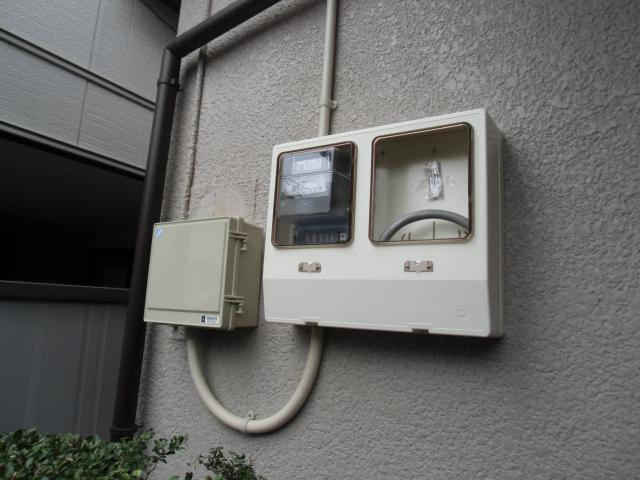 売電専用の【売電メーター】⇒次回 取り付け予定